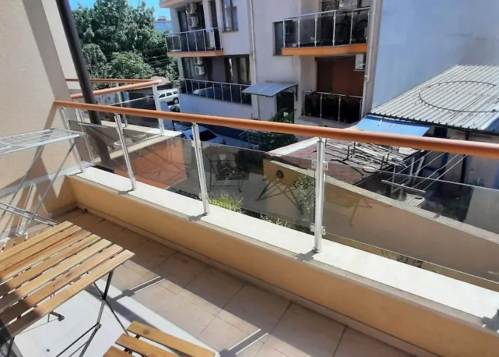 Апартамент на море в сарафово *